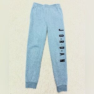 Jordan Light Gray Heather Jogger Sweatpants with Vertical Logo